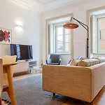 Charming 2bdr In Lapa By Lovelystay Lissabon