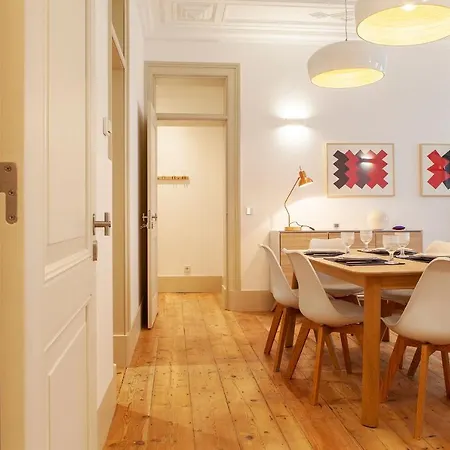 Lejlighed Charming 2bdr In Lapa By Lovelystay *
