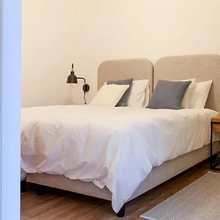 Charming 2bdr In Lapa By Lovelystay * Лиссабон