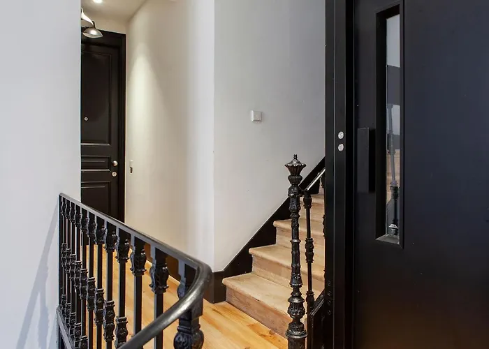 Charming 2bdr In Lapa By Lovelystay Lägenhet