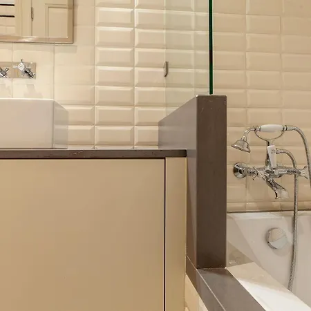 Charming 2bdr In Lapa By Lovelystay Apartment