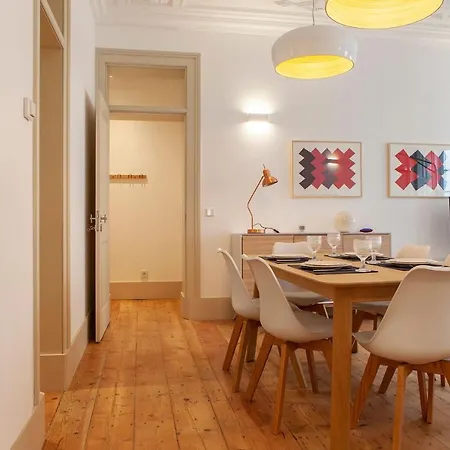 Charming 2bdr In Lapa By Lovelystay Апартаменты Лиссабон